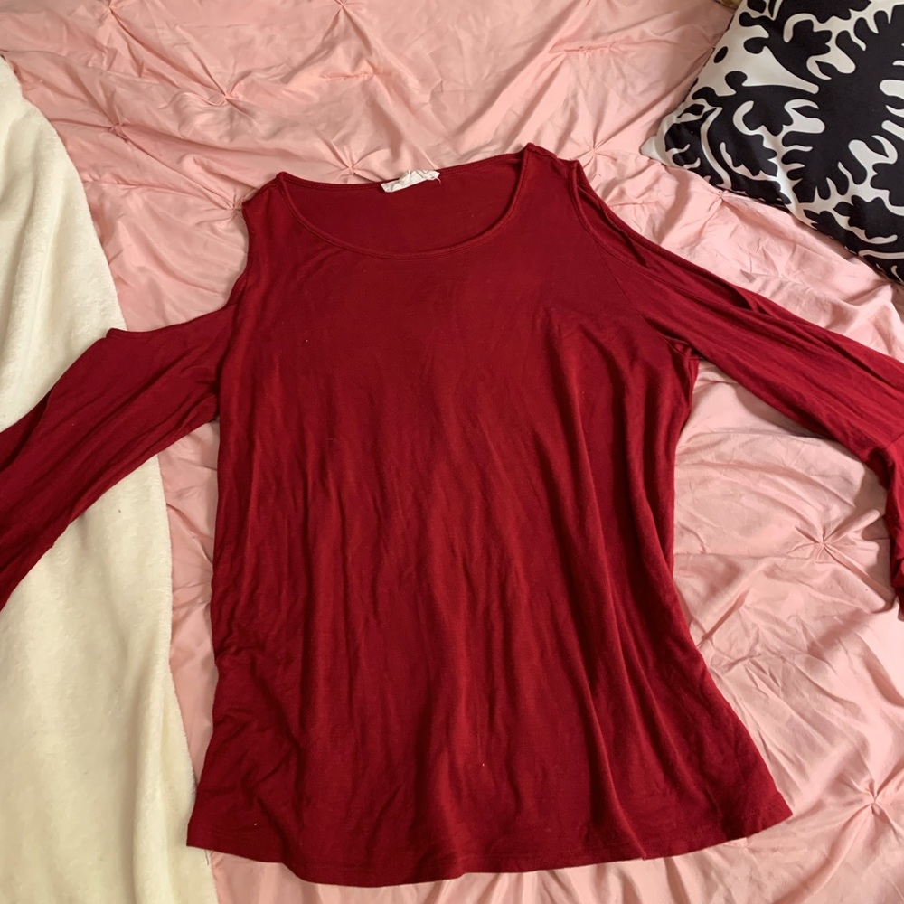 No Comment maroon flowy cold shoulder top